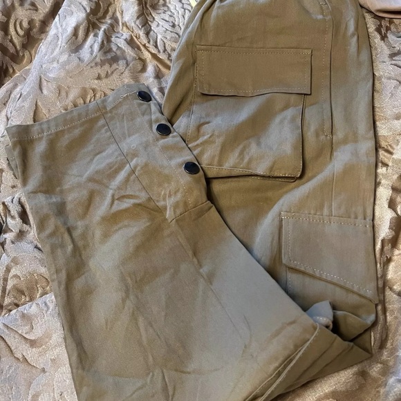 Tanned Cargos - Picture 2 of 3